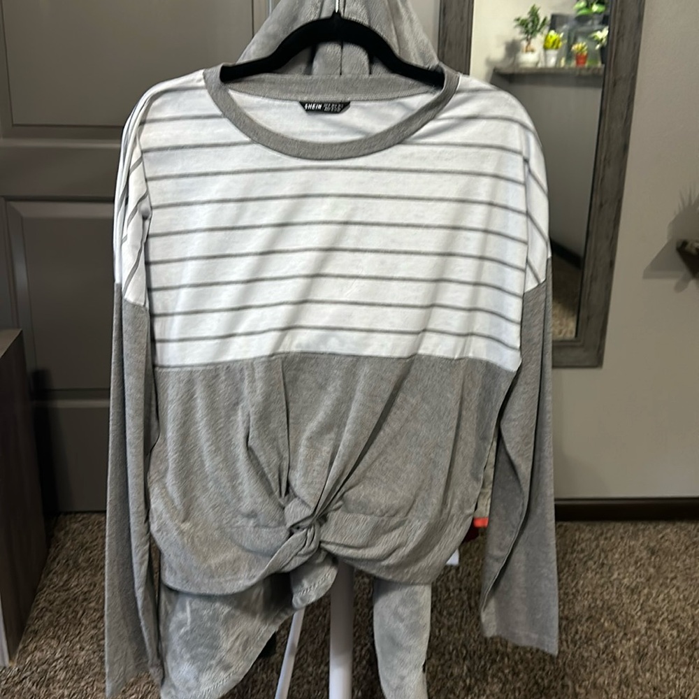 SHEIN Long Sleeve